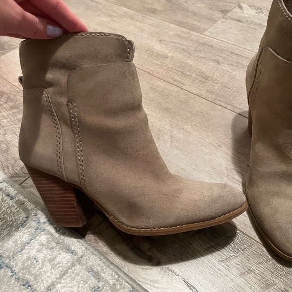 Nine West booties - Picture 5 of 7